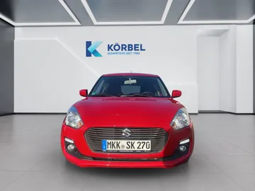 Car image 3