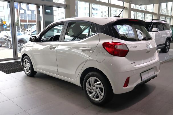 Hyundai i10 1.0 Pure 46 kW image number 5