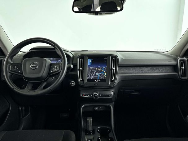 Volvo XC40 T2 Momentum 95 kW image number 7