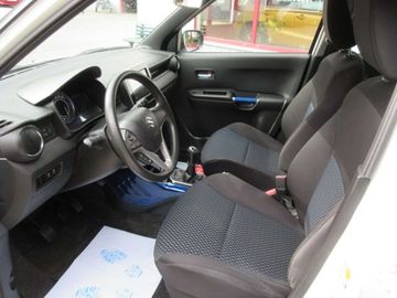 Car image 12