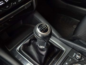 Car image 33