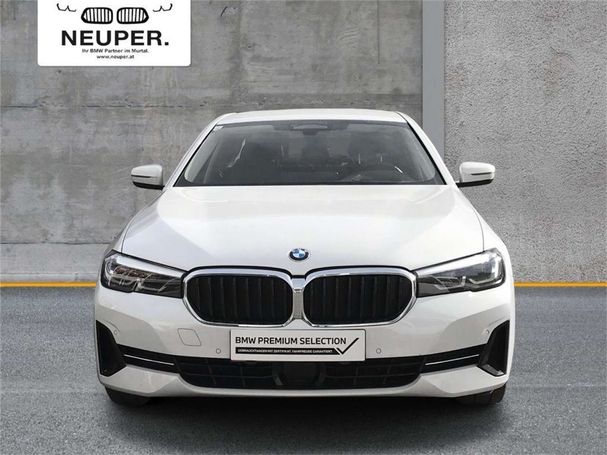 BMW 520d xDrive 140 kW image number 2