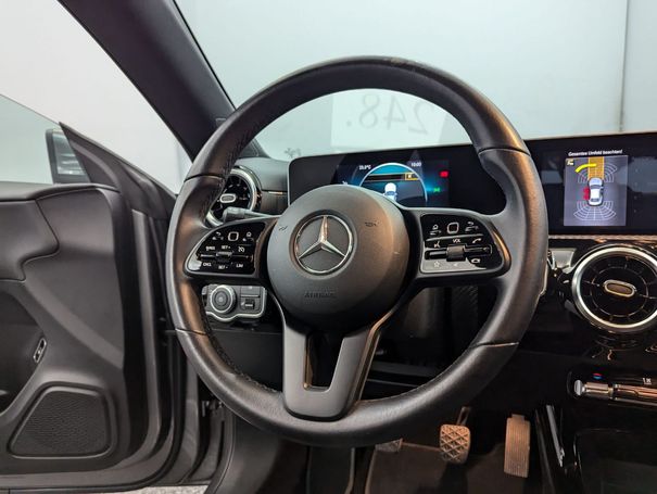 Mercedes-Benz CLA 180 100 kW image number 24