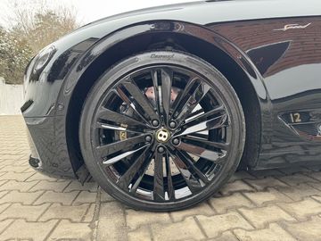 Car image 40