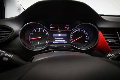 Car image 22