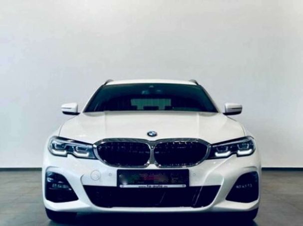 BMW 320i Touring 135 kW image number 3