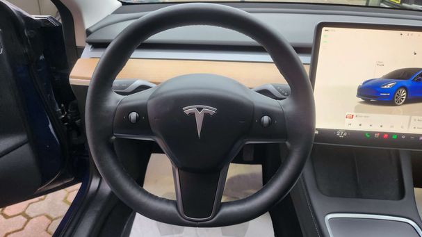 Tesla Model 3 Long Range AWD Dual Motor 150 kW image number 9