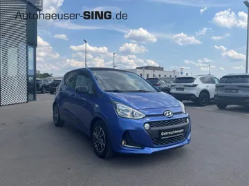 Car image 3