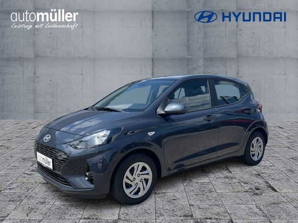 Hyundai i10 blue Select 49 kW image number 1