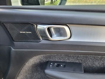 Car image 38