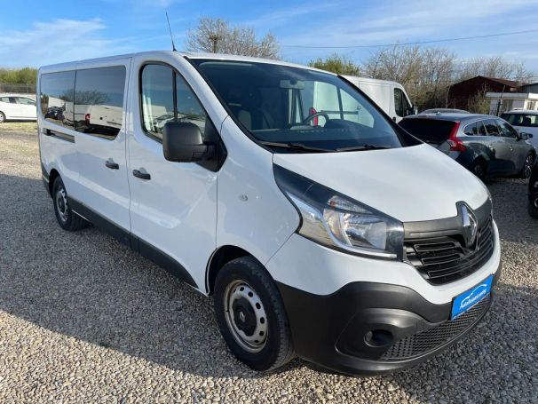 Renault Trafic 92 kW image number 2