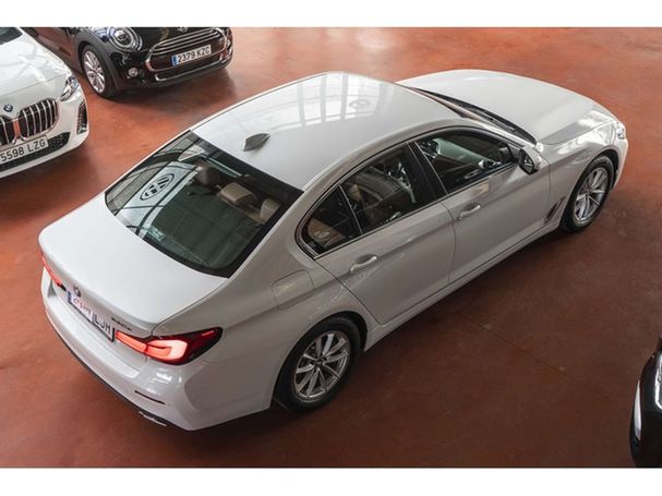 BMW 530 e 215 kW image number 3