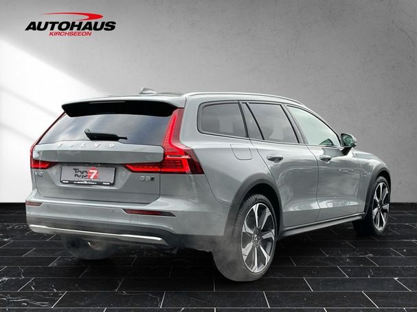 Volvo V60 Cross Country AWD B5 184 kW image number 4