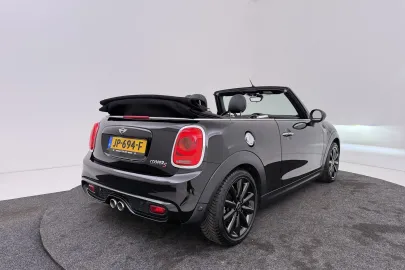Car image 50
