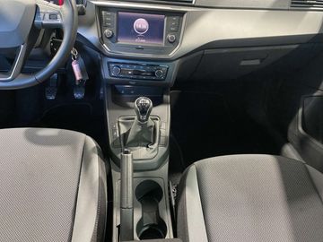 Car image 14