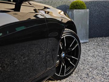 Car image 47