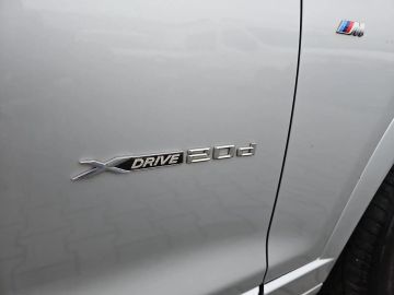 Car image 36