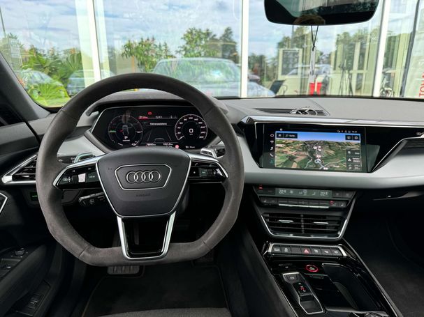 Audi e-tron quattro 350 kW image number 15