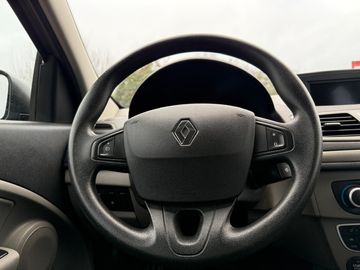 Car image 27