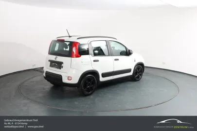 Car image 2