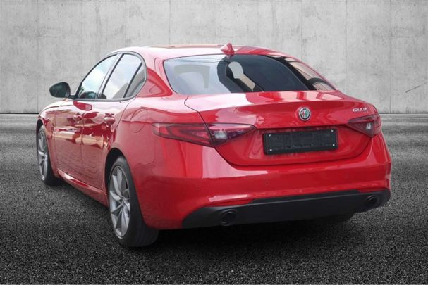 Alfa Romeo Giulia 2.0 Turbo AT8 148 kW image number 5