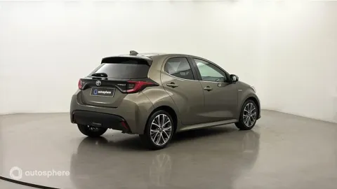 Car image 5