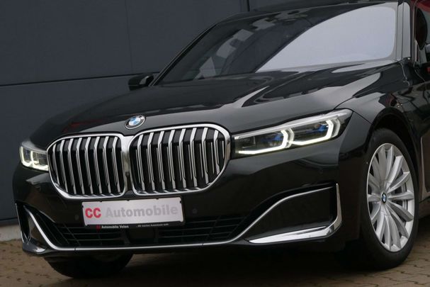 BMW 730d xDrive 210 kW image number 22