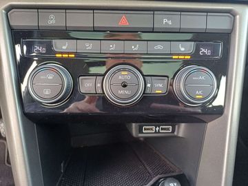 Car image 41