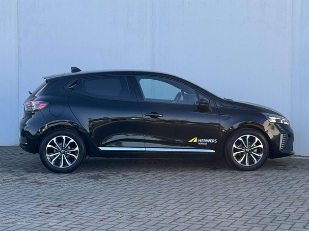 Renault Clio TCe 90 66 kW image number 12