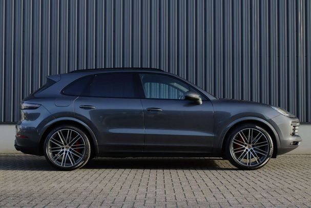 Porsche Cayenne E-Hybrid 350 kW image number 7