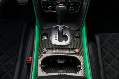 Car image 28