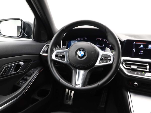 BMW 320i M Sport 135 kW image number 3