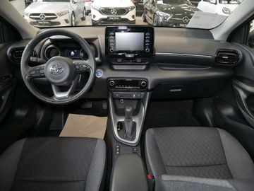 Car image 11