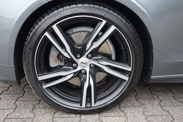 Volvo V90 D5 AWD Geartronic 173 kW image number 17