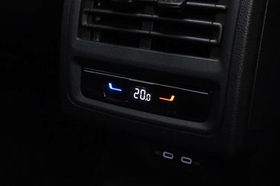 Car image 41