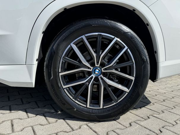 BMW iX1 xDrive30 M Sport 230 kW image number 26