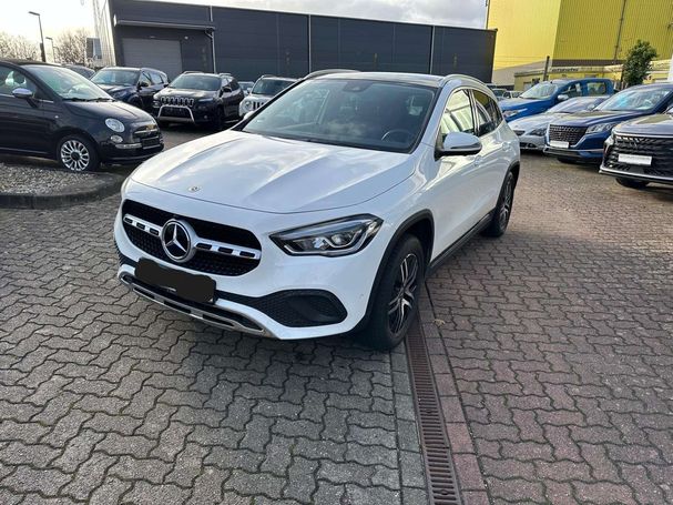 Mercedes-Benz GLA 200 120 kW image number 1