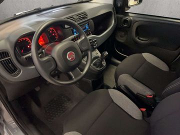 Car image 11