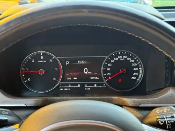 Car image 34