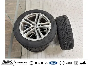 Car image 38