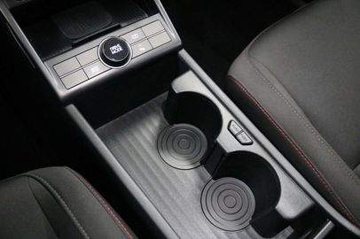 Car image 29