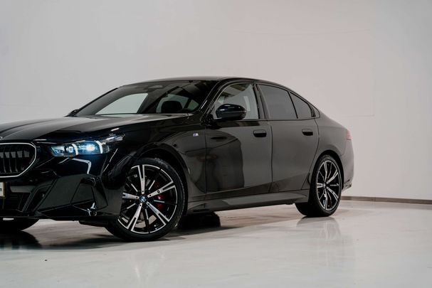 BMW 520i 140 kW image number 10