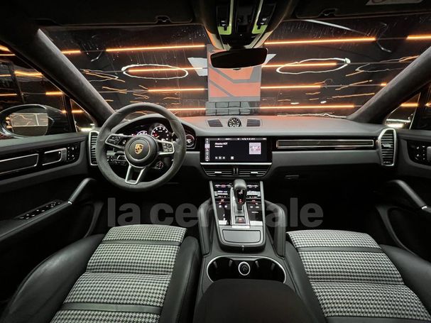 Porsche Cayenne E-Hybrid 340 kW image number 3