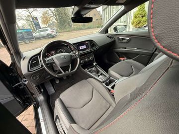 Car image 36