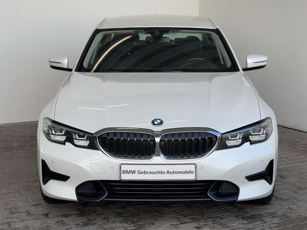 BMW 320 e M Sport 150 kW image number 2