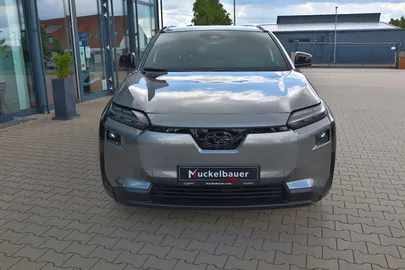 Car image 30