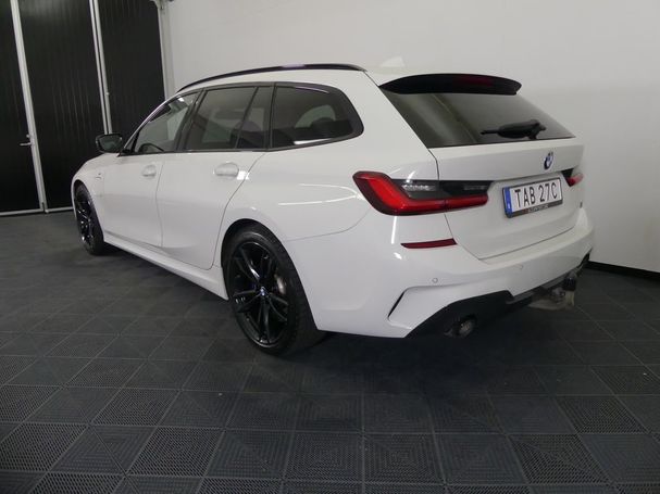 BMW 330e Touring M Sport 218 kW image number 2