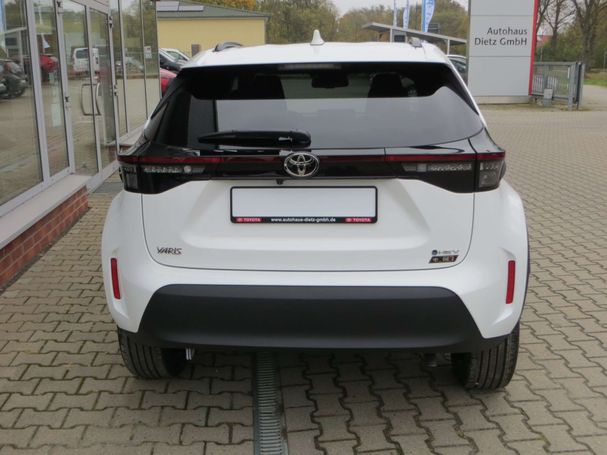 Toyota Yaris Cross 1.5 Hybrid Team Deutschland 96 kW image number 6