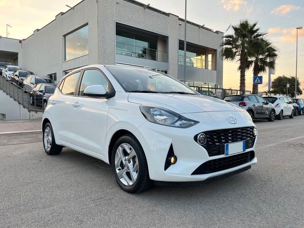 Hyundai i10 1.0 49 kW image number 2