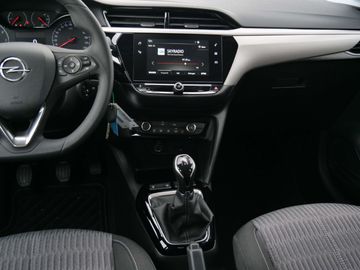 Car image 37